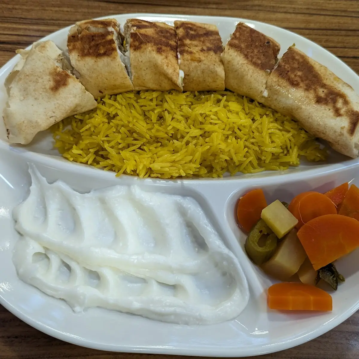 شاورما عربي مع الأرز